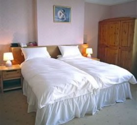Hansard House Hotel